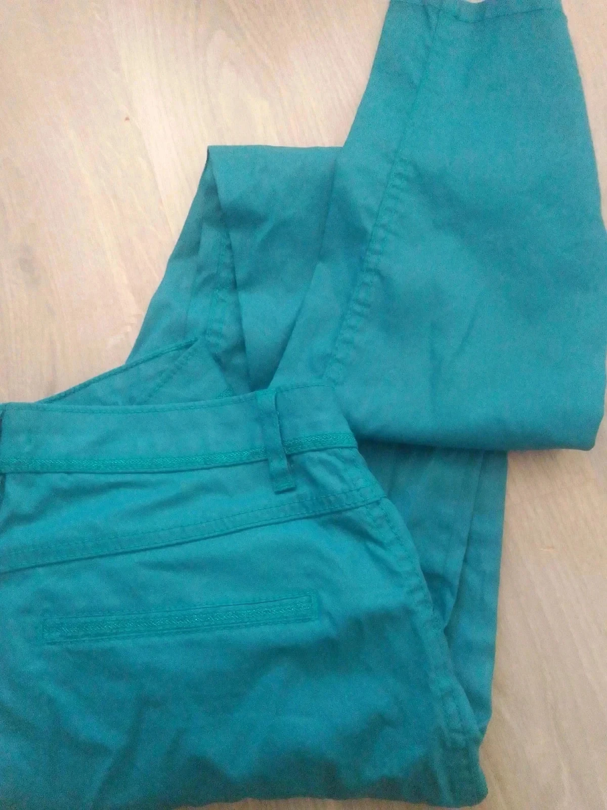 Blauwe gecoate jeans – photo 13